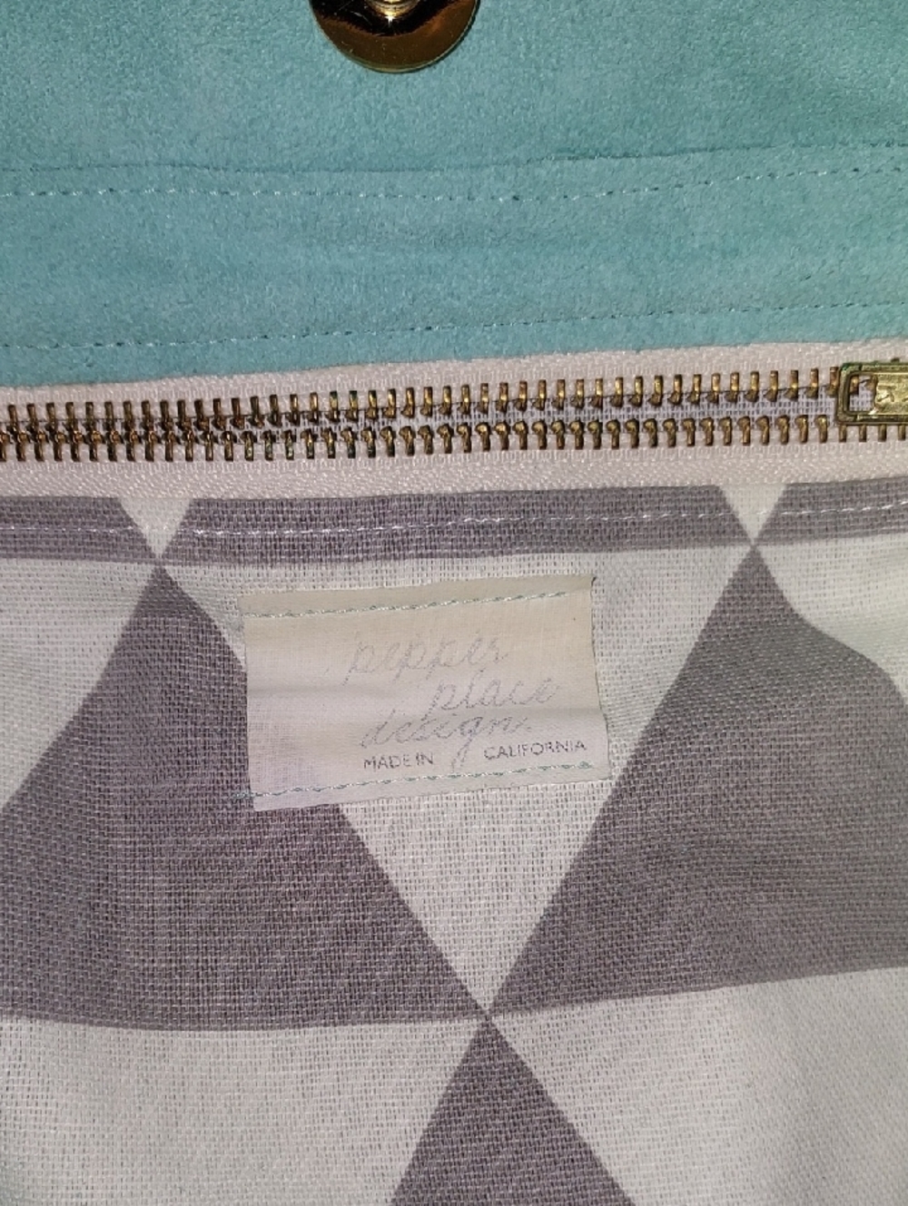 Pepper Place Design Bag - Picture 10 of 11